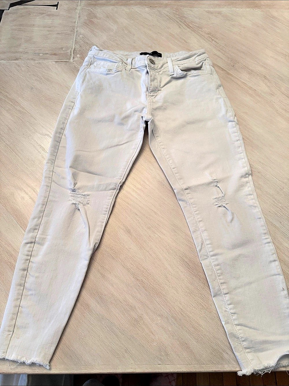 Just Black Skinny Distressed Jeans in White Waist 27P